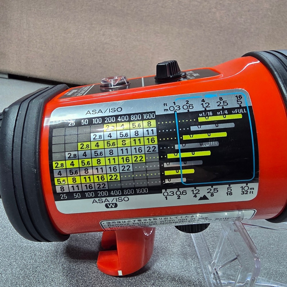 Nikon SB-103 Nikonos Speedlight Underwater Flash Orange Excellent Japan Made
